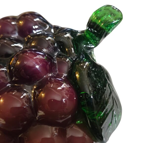 Vintage Handcrafted Glass Grape Cluster Sculpture Paperweight Decor - Picture 7 of 12
